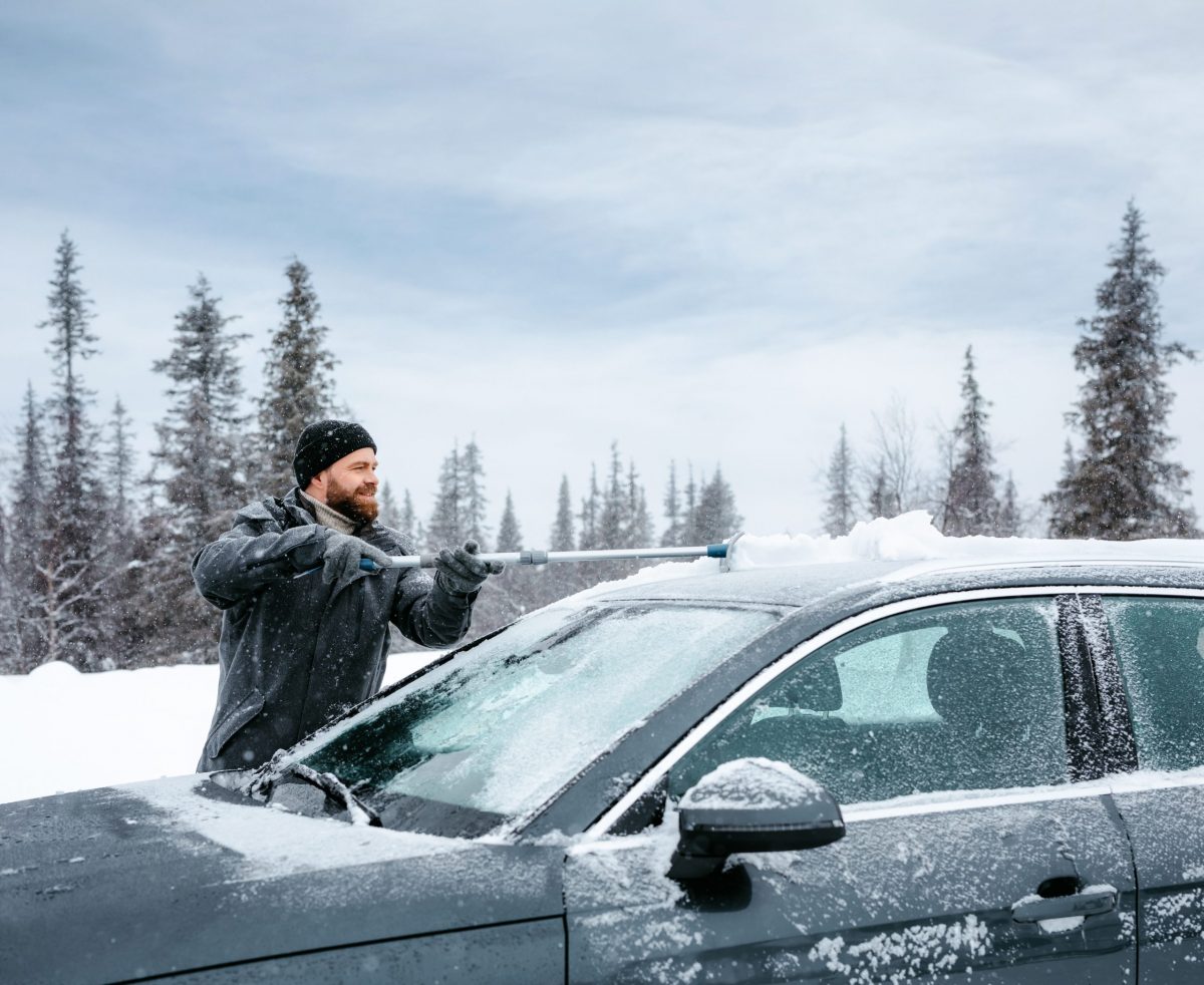 Kungs snöraka med teleskopskaft (67-103 cm)