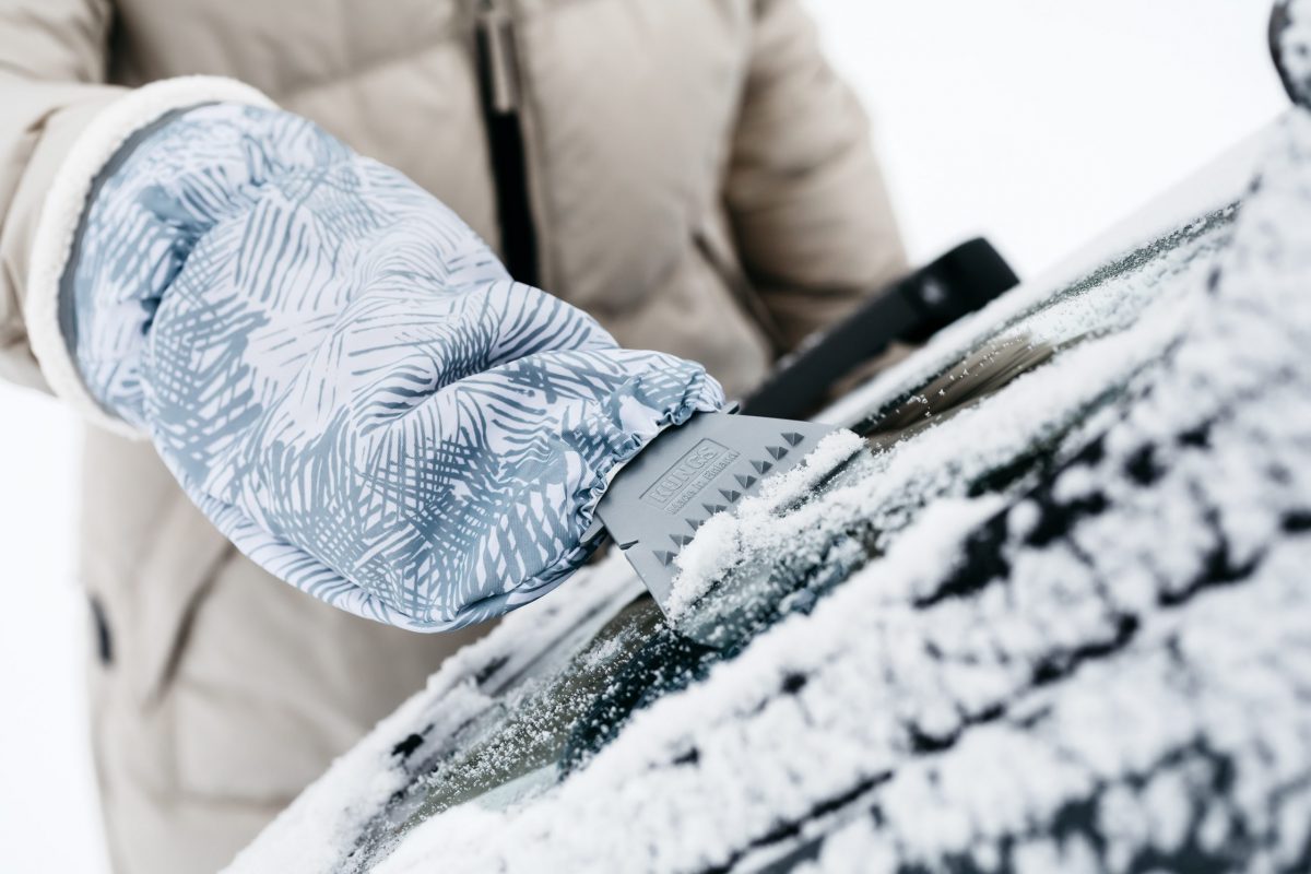 Kungs Arctic-is jääraappa suojakintaalla
